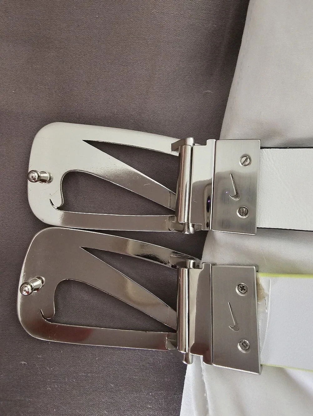 NIKE YOUTH GOLF BELTS SIZE MED.